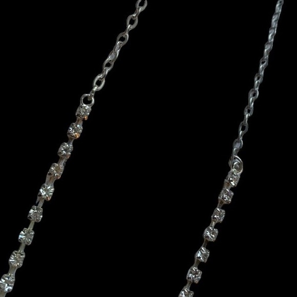 Dazzling Hollywood Style Clear Rhinestone Silver Tone Fashion Jewelry Necklace - Picture 4 of 6